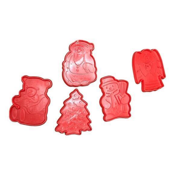 Vintage Red Christmas Cookie Cutters Lot of 5 Santa Bear Snowman Angel‎ Tree - Picture 1 of 9